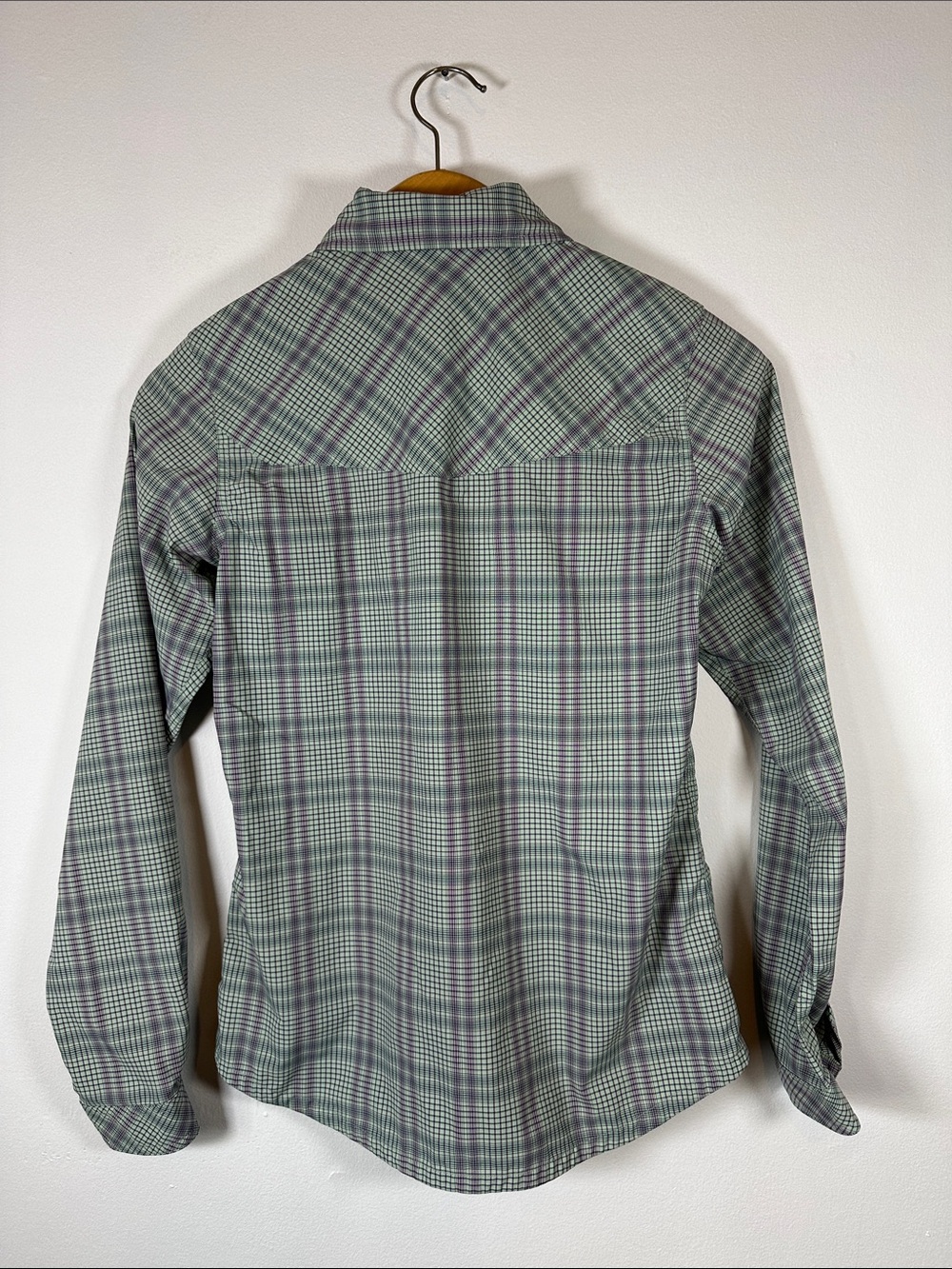 Stio Plaid Snap Button-Down Shirt in Light Green and Purple Women's XS - Picture 3 of 12